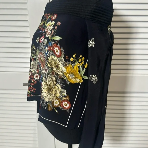 Zara Long Sleeve Flared Sleeve Floral Top – Black with Multi-Color Floral Design - Picture 4 of 8